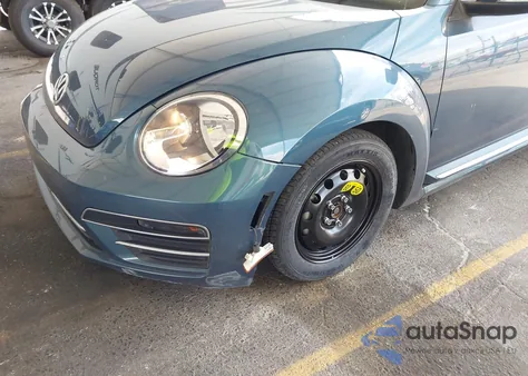 2018 Volkswagen Beetle 2.0T Coast/2.0T S from USA, damaged, VIN 3VWFD7AT5JM706022